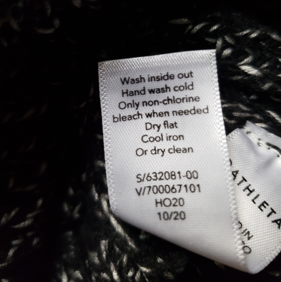 Athleta Shasta V-Neck Wool Knit Oversized Sweater - Picture 11 of 13